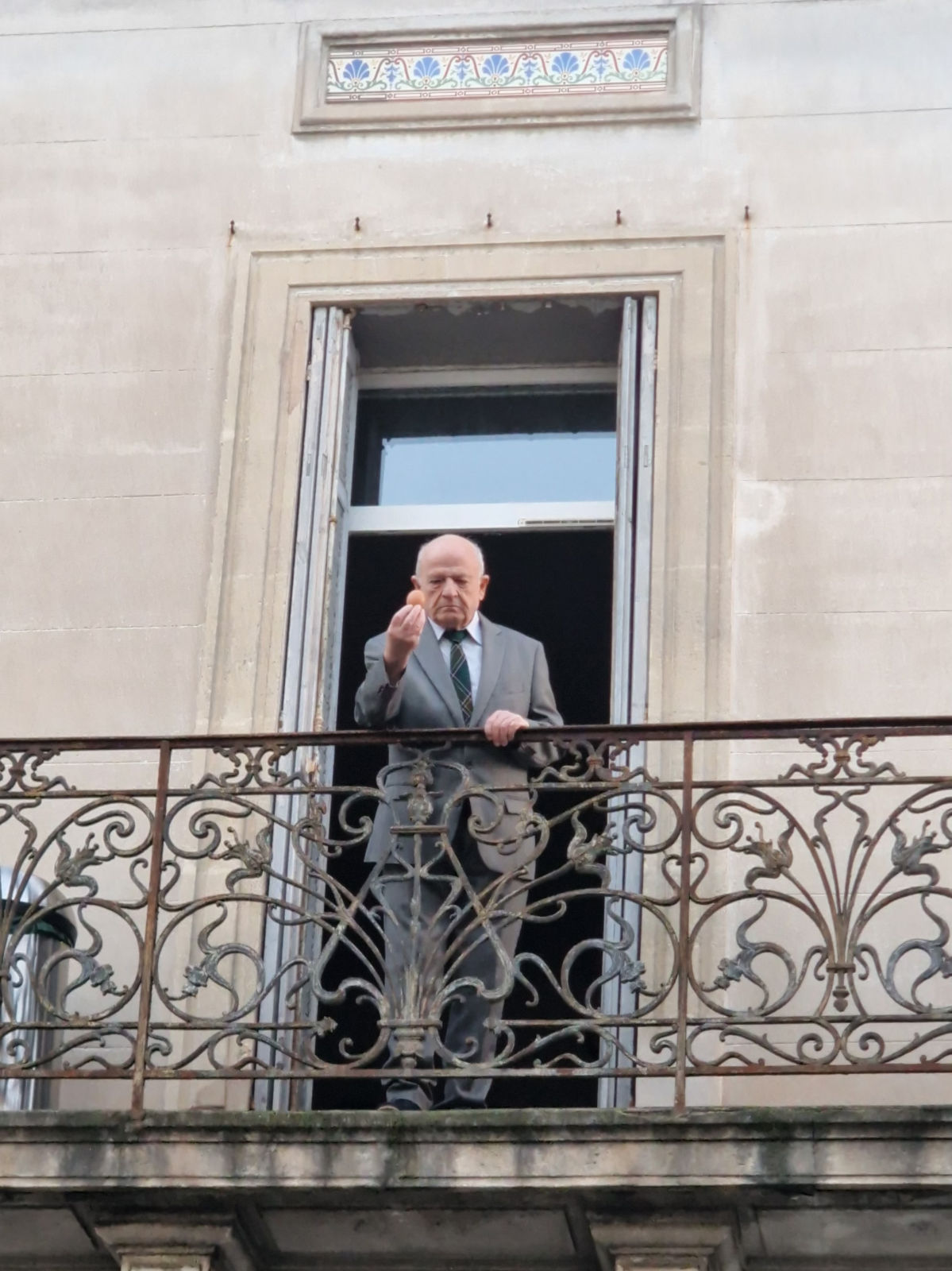 Victor, main character of the movie, on his balcony